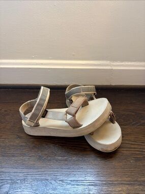 Women’s Teva Midform Sandals